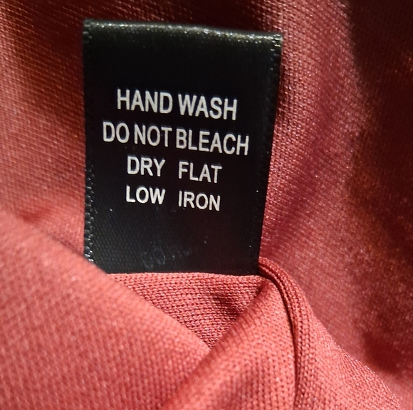 EUC Haute Monde Burgundy Ruched Lace Mini Dress – Size M - Picture 4 of 9